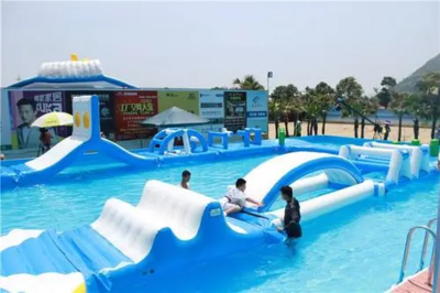 哪些水上游樂設施適合中小型水上樂園?